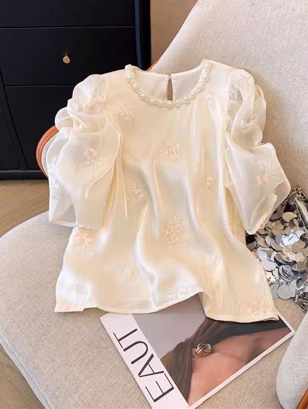 新中式仿浮光钉珠上衣