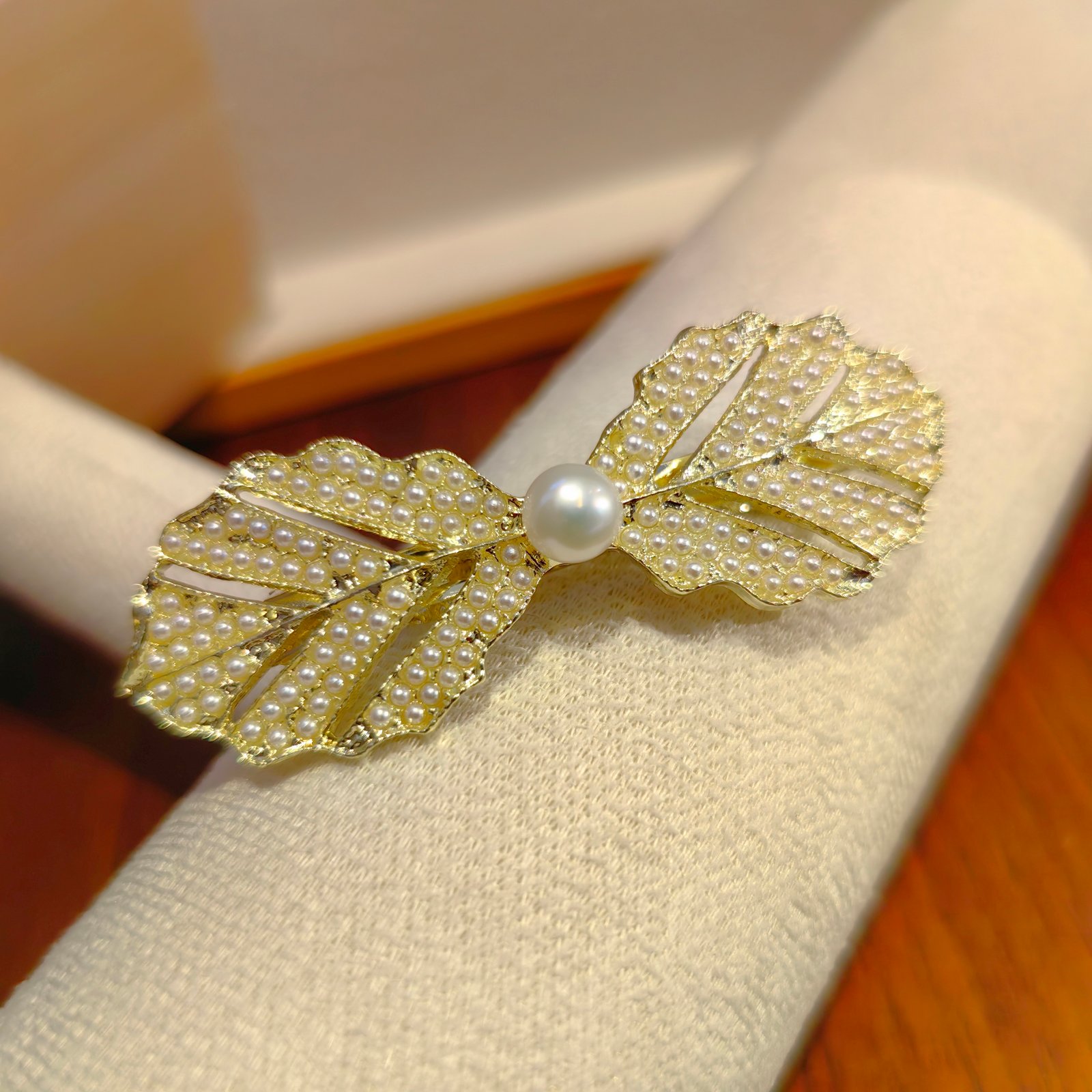 [EN] Hollow Leaf Pearl Hair Clip[CN] 镂空叶片珍珠发夹